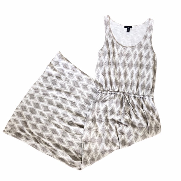 GAP Dresses & Skirts - Gap Gray White Chevron Stripe Maxi Dress